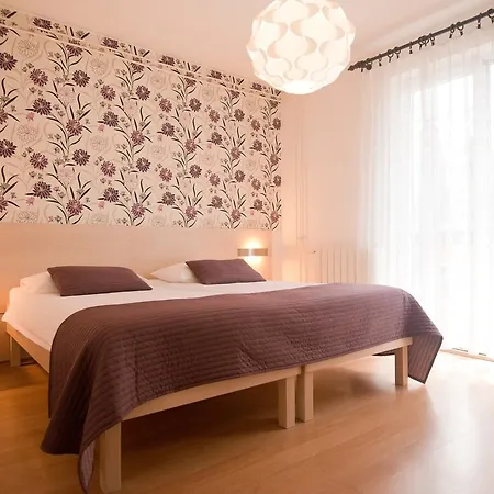 Sandra Gostinjska kuća 3*